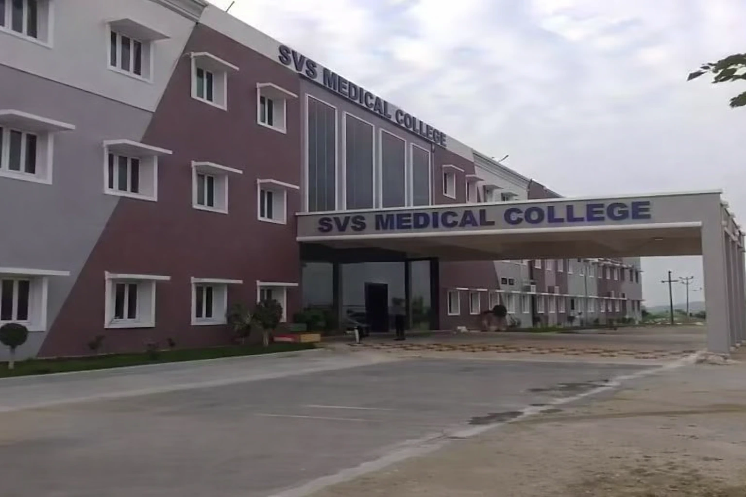 SVS Medical College Hastinapur