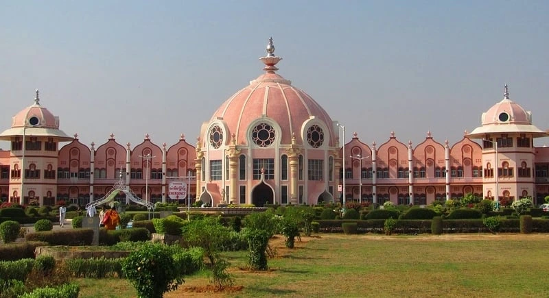Sri Madhusudan Sai Medical College